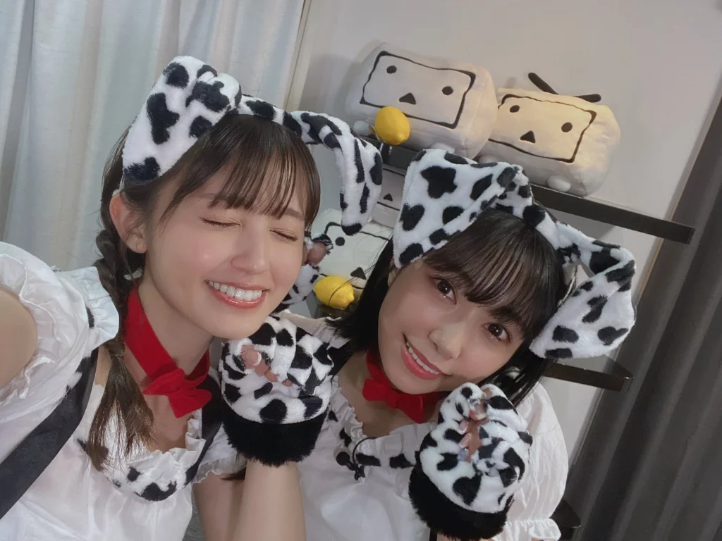 日宅 小林爱香 28岁 和逢田梨香子 29岁 的汪酱cosplay 唧喳喳翻译网 看看大伙说了啥 W つ